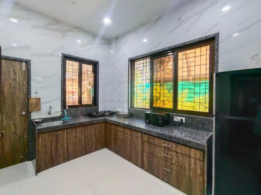 Вілла Gk Beach House 5Bhk Pvt Pool Мумбаї Екстер'єр фото